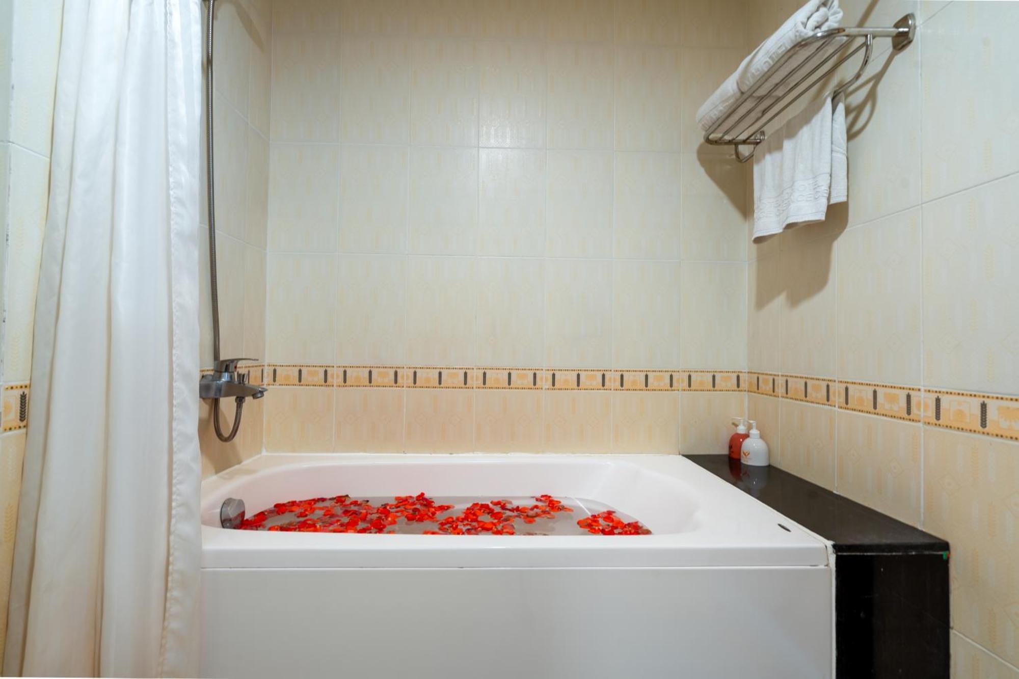 Bidv Beach Hotel Nha Trang Buitenkant foto