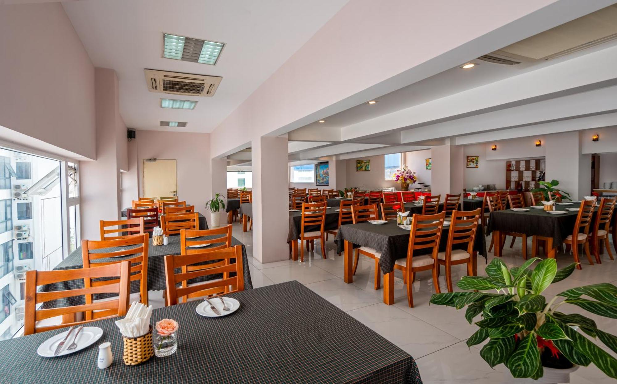 Bidv Beach Hotel Nha Trang Buitenkant foto