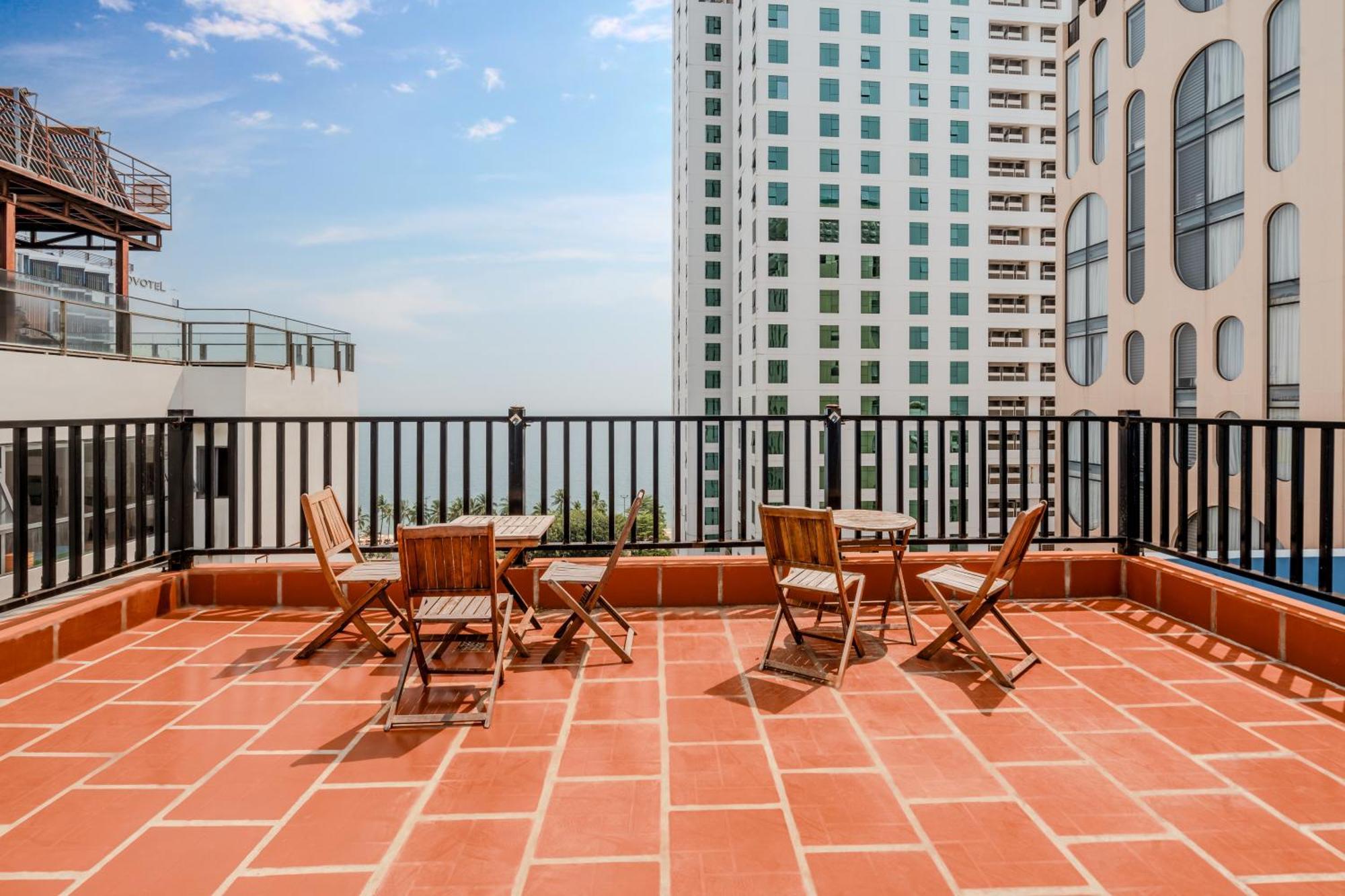 Bidv Beach Hotel Nha Trang Buitenkant foto